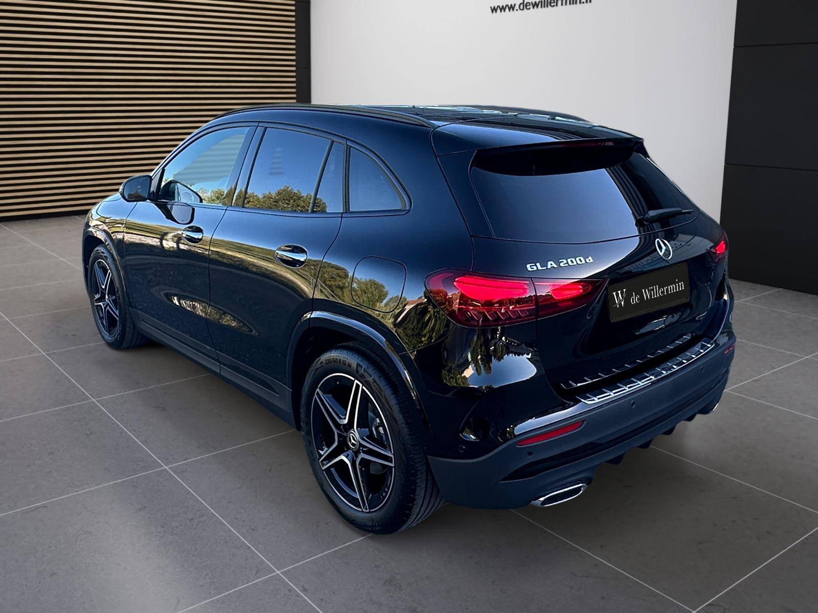 Image Mercedes-Benz GLA 200 d AMG Line  GLA 200 d AMG Line