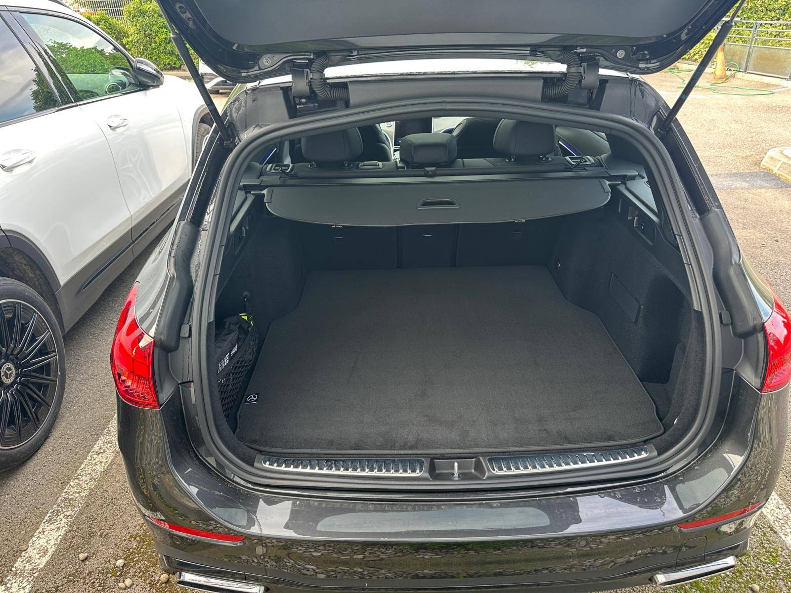 Image Mercedes-Benz CLASSE C BREAK Classe C 220 d Break AMG Line  Classe C 220 d Break AMG Line