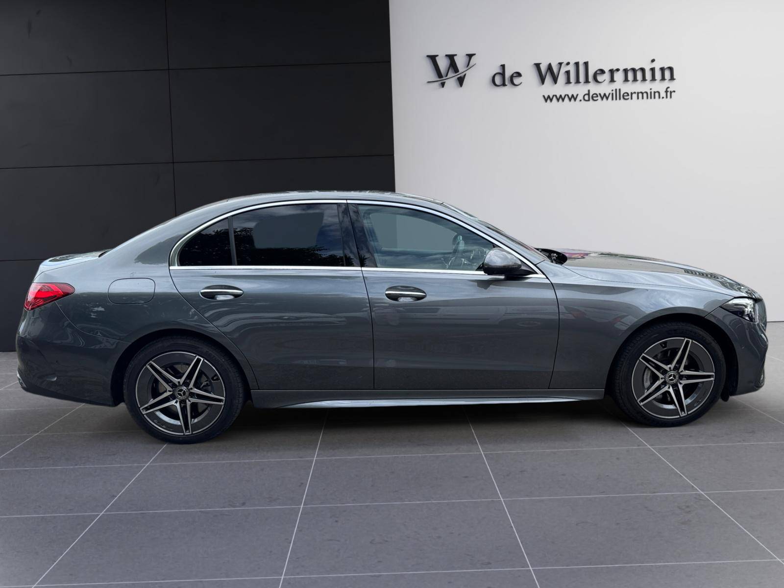 Image Mercedes-Benz CLASSE C BERLINE Classe C 300 e Hybrid EQ Berline AMG Line  Classe C 300 e Hybrid EQ Berline AMG Line