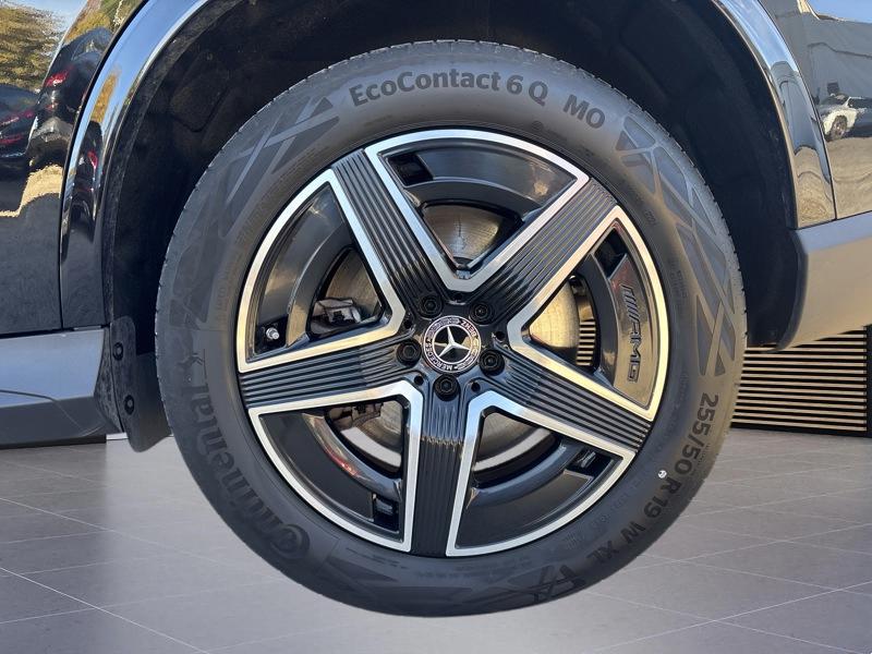 Image Mercedes-Benz GLC SUV GLC 300 e  Hybrid EQ 4MATIC AMG Line  GLC 300 e  Hybrid EQ 4MATIC AMG Line