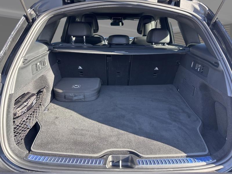 Image Mercedes-Benz GLC SUV GLC 300 e  Hybrid EQ 4MATIC AMG Line  GLC 300 e  Hybrid EQ 4MATIC AMG Line