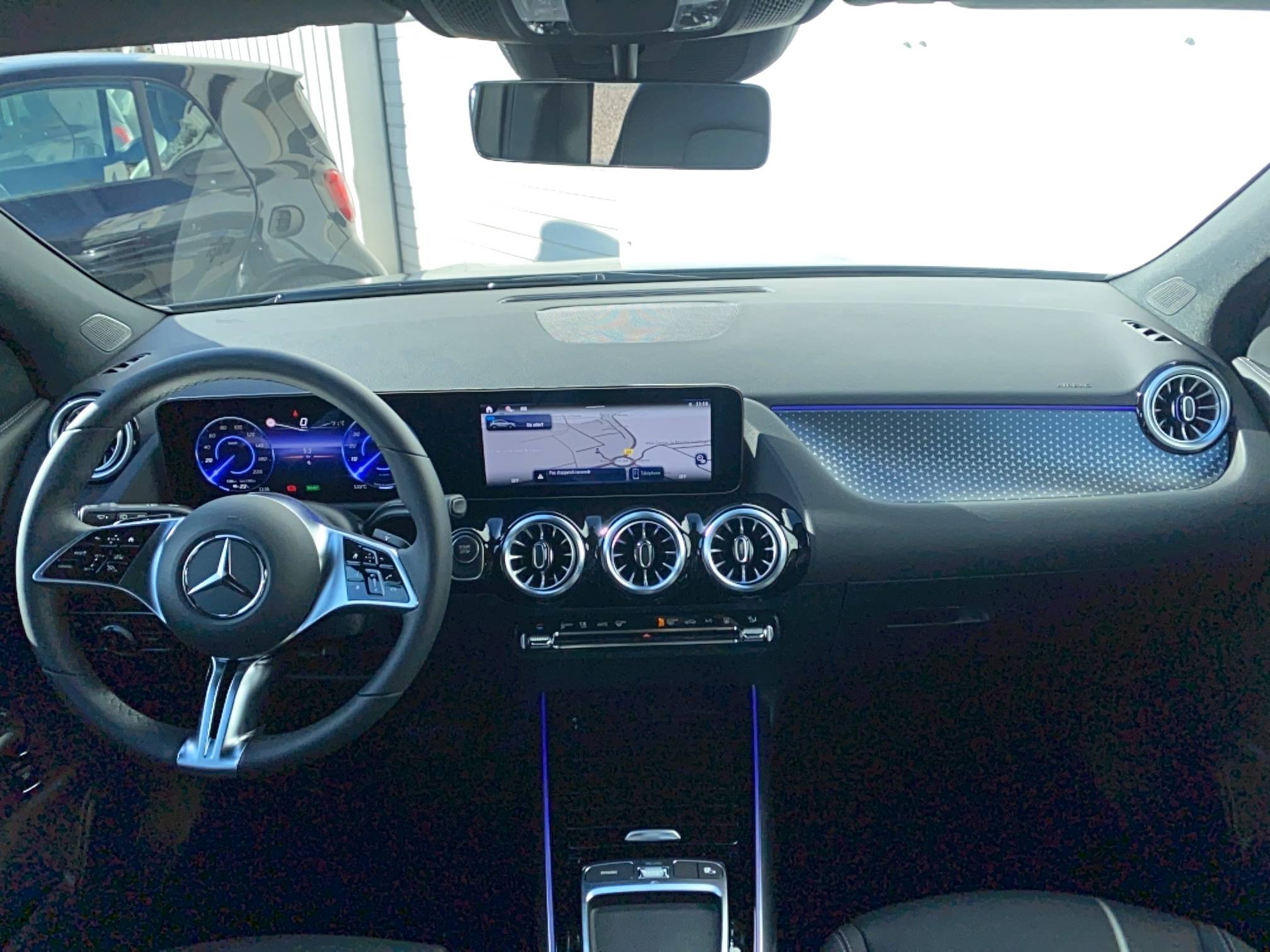 Image Mercedes-Benz EQA 250+ Edition  