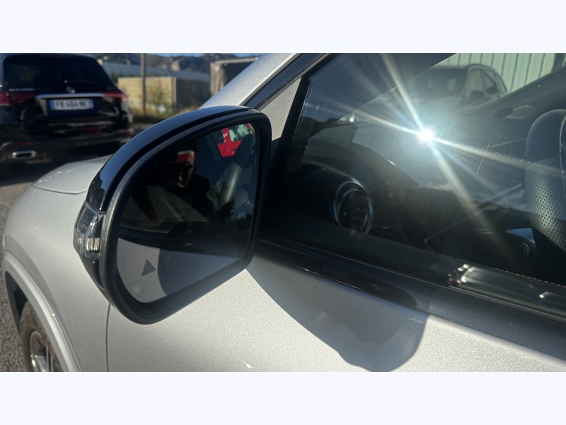 Image Mercedes-Benz GLA 250 e Hybrid EQ AMG Line  