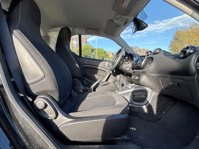 Image Smart FORTWO COUPE Base 66 kW passion 0.9 90 ch 